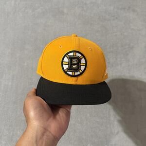 Boston Bruins 59FIFTY New Era Fitted Hat Size 7 1/8 NHL Yellow Black Cap
